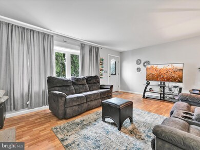 12 Lindbergh Dr, Palmyra, PA 17078 - photo 4