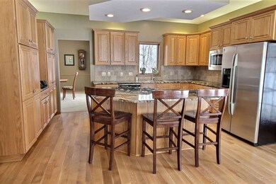 916 Timber Ridge Dr, Oregon, WI 53575 - photo 7