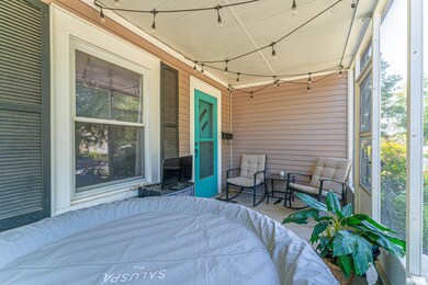 201 4th St, Lincoln, IL 62656 - photo 3