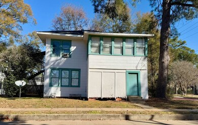 2126 & 2128 Albert