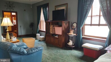 19 Willow St, Palmyra, PA 17078 - photo 4