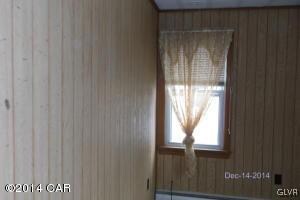 53 Washington Ave, West Hazleton, PA 18202 - photo 6