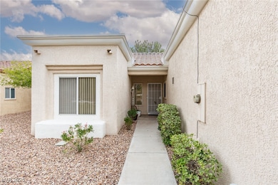 2222 Spring Water Dr, Las Vegas, NV 89134 - photo 4