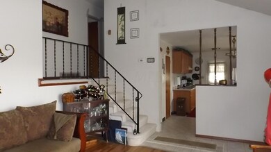 Living Room (3)