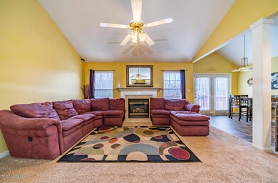 10101 Rimfire Rd, Louisville, KY 40291 - photo 4