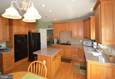 42357 Friendship St, Chantilly, VA 20152 - photo 7