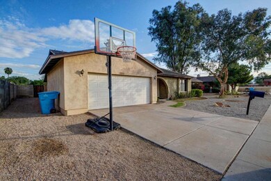 2824 W Wagoner Rd, Phoenix, AZ 85053 - photo 2