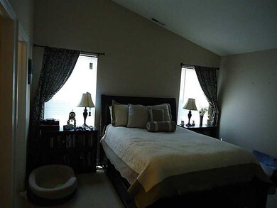 2397 Middle View Dr, Columbus, IN 47201 - photo 7