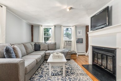 32 Temple St unit 3, Newburyport, MA 01950 - photo 4