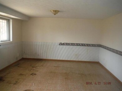 923 Wedgewood Dr, Columbus, OH 43228 - photo 4