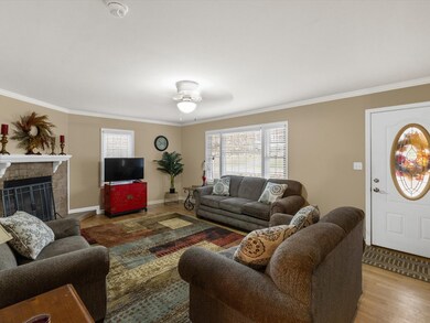 1118 Pearl Dr, Madisonville, KY 42431 - photo 4