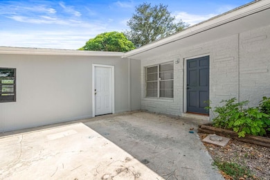 2213 2nd St SW, Vero Beach, FL 32962 - photo 4