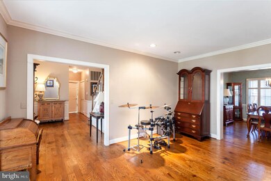 11623 Hunters Run Dr, Cockeysville, MD 21030 - photo 6