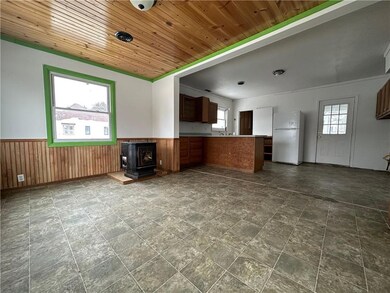 129 E Clark St, Alma Center, WI 54611 - photo 6