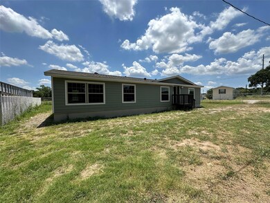 4802 Midway Rd, Weatherford, TX 76085 - photo 2