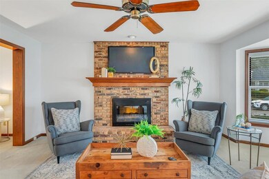 16402 Jefferson Hill Ct, Grover, MO 63040 - photo 5