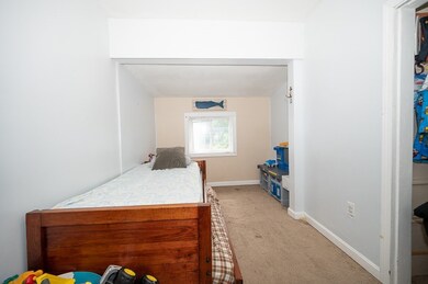 1 Bluff St, Worcester, MA 01610 - photo 4