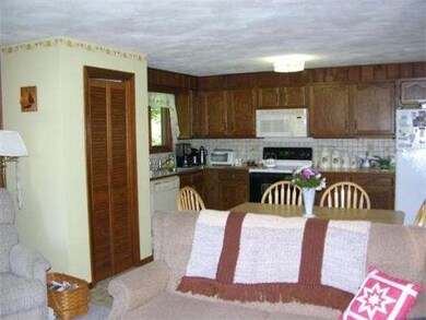 4 Farnum Rd, Buzzards Bay, MA 02532 - photo 6