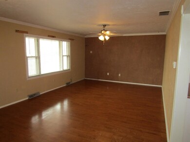1110 S Jefferson St, Hugoton, KS 67951 - photo 3