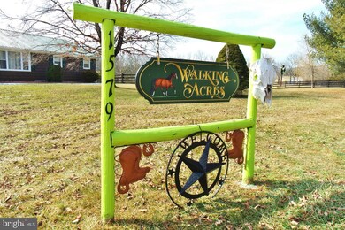 1579 Millner Rd, Strasburg, VA 22657 - photo 2