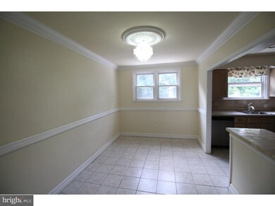 2856 Tremont St, Philadelphia, PA 19136 - photo 5