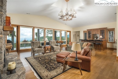 200 Longview Dr, Blowing Rock, NC 28605 - photo 7