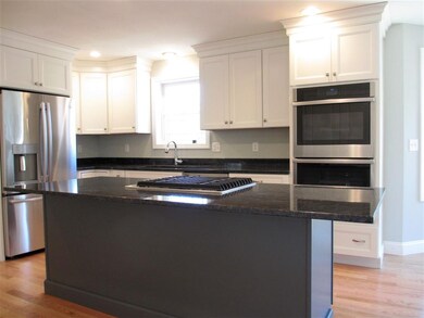 70 Pine St, Hooksett, NH 03106 - photo 5