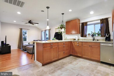 14715 Daley Rd, Hagerstown, MD 21740 - photo 2