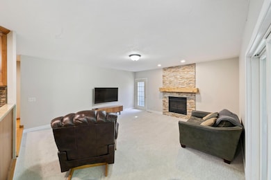 1110 Lecuyer Dr, Stillwater, MN 55082 - photo 6