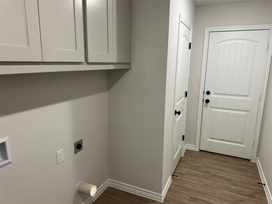 637 Elm Tree Ct, Poolville, TX 76487 - photo 5