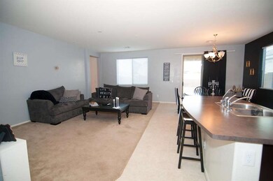 4_Gaby Rd_Family Rm from Entry