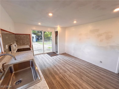 3872 Main St, Mineral Ridge, OH 44440 - photo 2