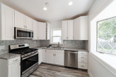 1501 Brookside Ave, Waukegan, IL 60085 - photo 2