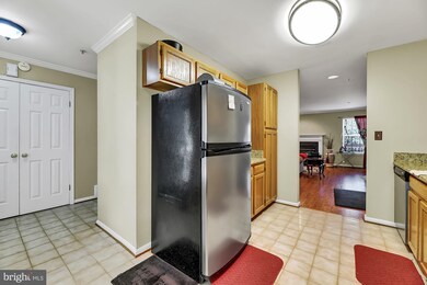 4905 Lockard Dr, Owings Mills, MD 21117 - photo 7