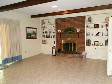 Den/Family/Great Room.