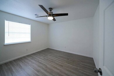 824 Fortune St, Houston, TX 77088 - photo 5