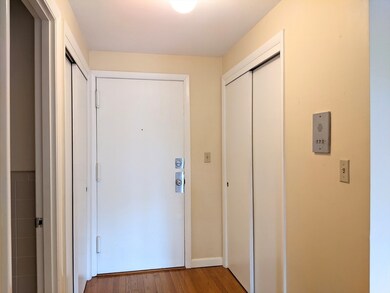 114 Pleasant St unit 405, Arlington, MA 02476 - photo 6