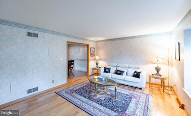 211 Caravan Dr, Birdsboro, PA 19508 - photo 5