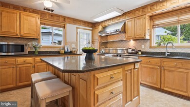 4201 Lamarre Dr, Fairfax, VA 22030 - photo 7