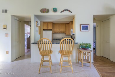 Breakfast Bar