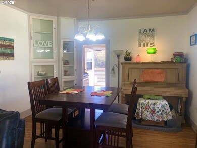 719 SW 1st St, Pendleton, OR 97801 - photo 5