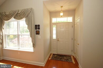 215 Sunflower Ln, Princeton Junction, NJ 08550 - photo 5