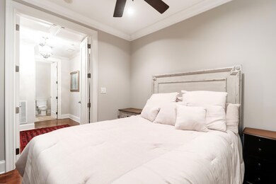 10 - Guest Bedroom-Study