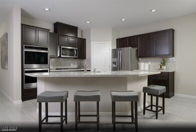 Everett - MODEL HOME PHOTO