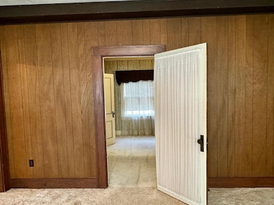 1006 N Washington Ave, Wellington, KS 67152 - photo 5