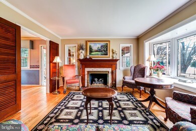 8517 Doter Dr, Alexandria, VA 22308 - photo 4