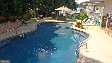 1655 Cliff Dr, Edgewater, MD 21037 - photo 4