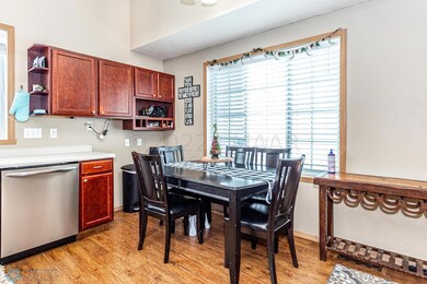 Kitchen/Dining