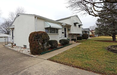 4447 Densmore Rd, Columbus, OH 43224 - photo 2