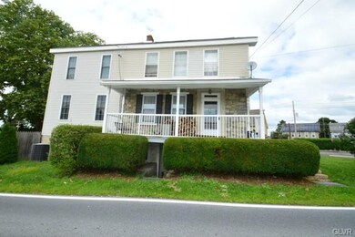 1785 Willow Ln, Macungie, PA 18062 - photo 2